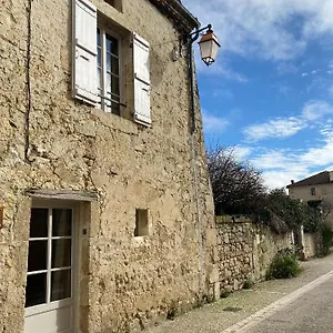 Maison Lantin Maison d'hôtes La Romieu